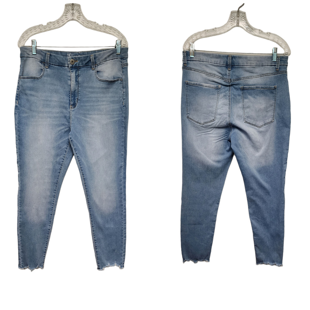 No Boundaries Skinny Blue Denim Raw Hem Jeans Size 17